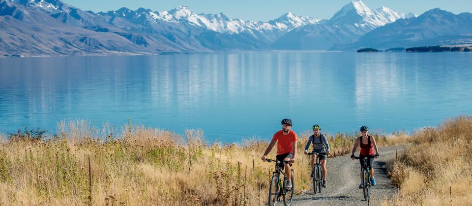 Lake Pukaki, Mount Cook