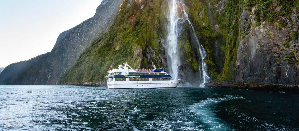Milford Sound Fiordland 